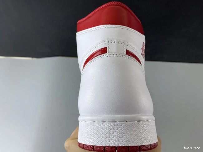 Cheap Husky Retro Red 1 Metallic Jordan (2017) Air 555088-103 0725